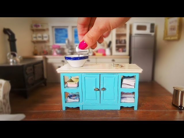 VR180 How Small Can I Make PAVLOVA? | Teeny Weeny Challenge | How To Cook That Ann Reardon VR180