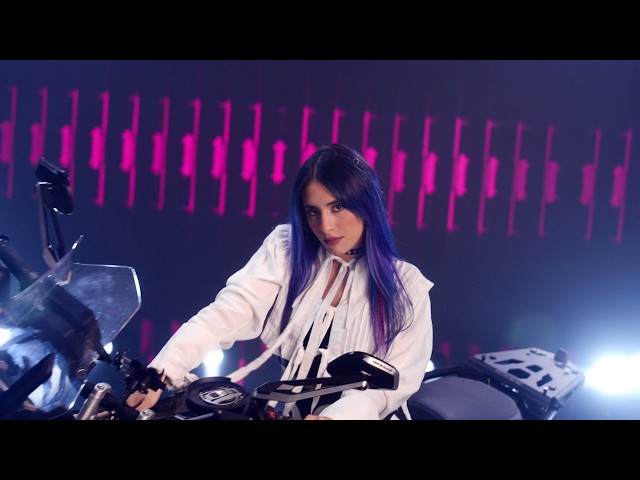 ADOLLZ - NUMBER 1 (Video Oficial)