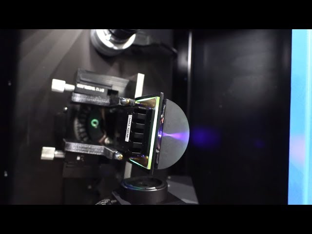 Fluxim Phelos benchtop R&D instrument measures electroluminescence spectrum in all angles