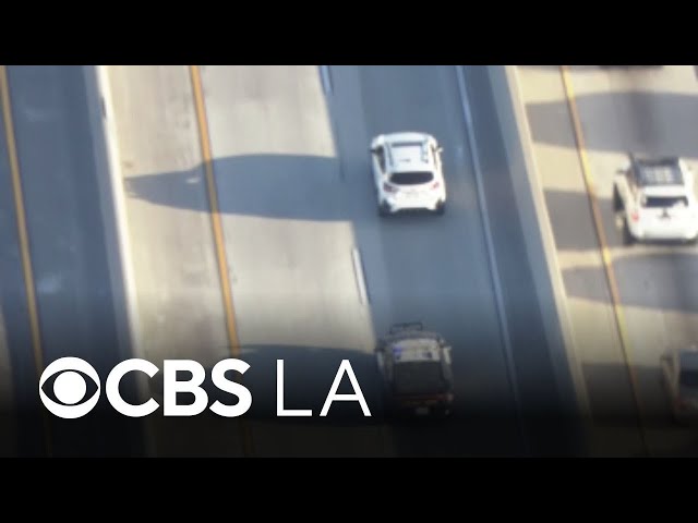 Police pursue a speeding stolen SUV in Los Angeles