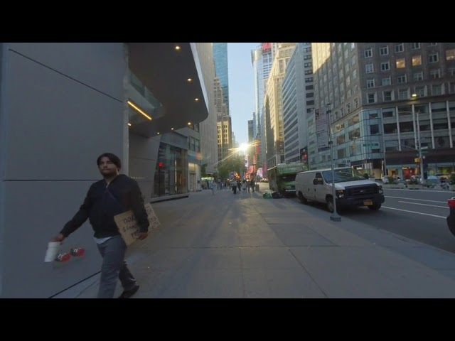 3D VR 180, New York City,  Manhattan, Broadway, 38th to 39th left side.