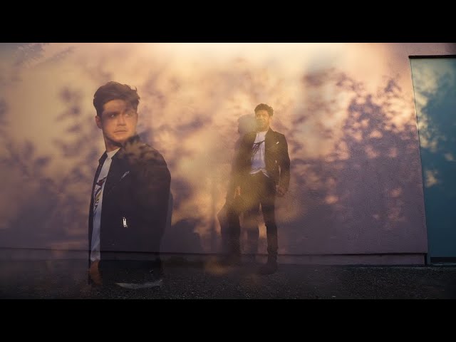 Niall Horan - Small Talk (Official Visualizer)