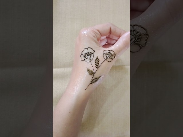 Beautiful thumb mehndi designs easy and simple and #mehndi​ #henna​ #shorts #letestmehndi
