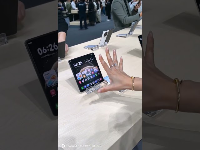 Huawei Air gesture file transfer feature. The mate 70 #ai #artificialintelligence #mobile