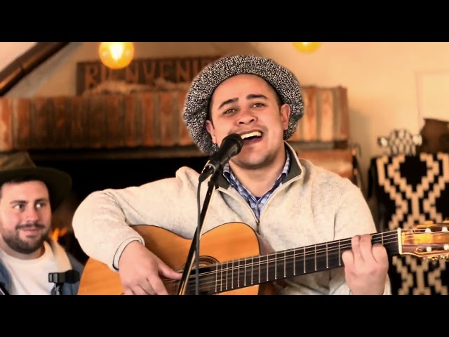 Los Renuevos - La Invitacion/A Trenza Y Lazo (Live Session)