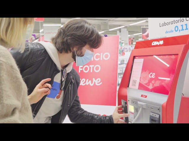 Imprime fotos cerca de ti: quioscos de impresión fotográfica CEWE