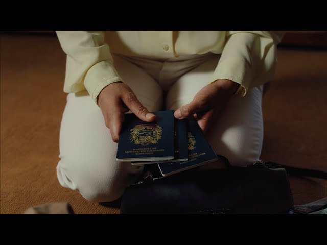 Danny Ocean - escala en Panamá (Official Music Video)