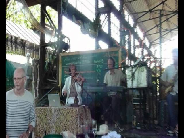 Papalagi live im Elmores