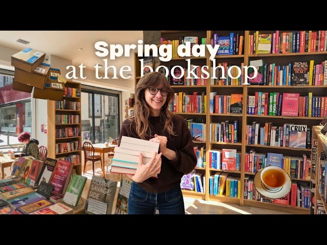 Running a bookshop in your 30s | making coffee & books delivery 