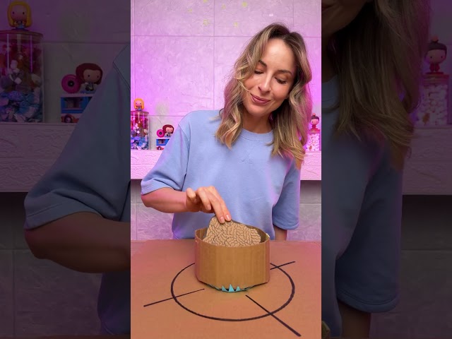 Cardboard Phone Broke? 📱📦 Cook It to Fix It! 🔧