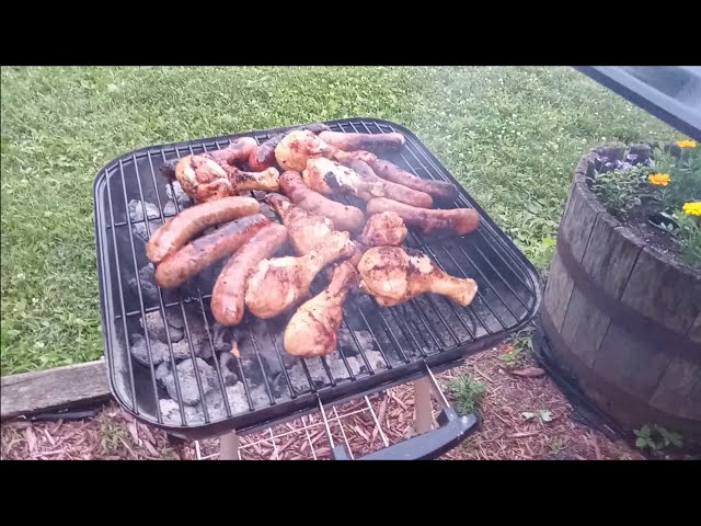 Expert Grill 17.5'' Charcoal Grill from Walmart. How to start a charcoal grill
