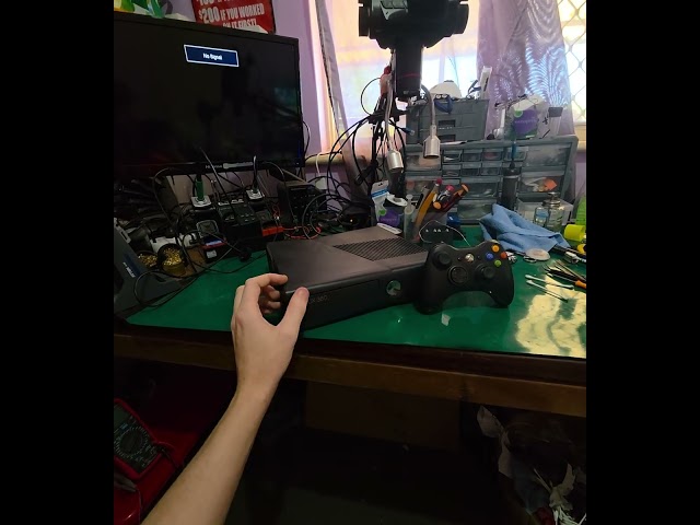 Halo Grunt Noises Flashed to Xbox 360