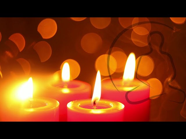 Creare un'atmosfera romantica con candele rosse. Creating a Romantic Atmosphere with Red Candles.