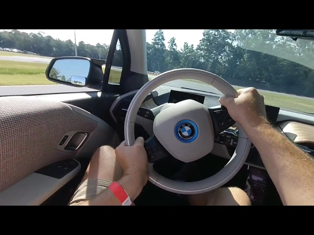 BMW i3s kart track 3D180
