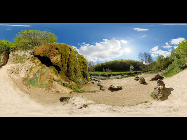 360° STOCK VIDEO 4K | Small Cave In Mossy Waterfall | Atmosphaeres