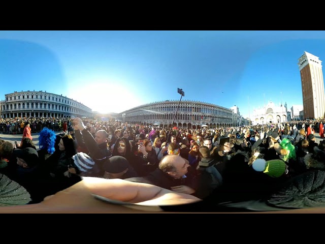 Carnevale di Venezia parata a 360°