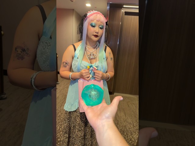 MYSTERY FIDGET TOY TRADE?! 😲💅