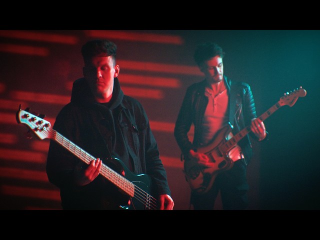 Harry Green & John Connearn - "Back to Bassics" | Darkglass Ultimate Performance
