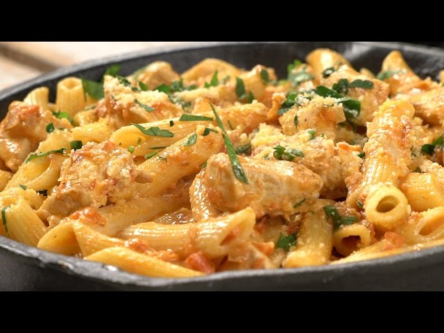 Pasta Fácil con Tomate y Pollo | Recetas Rápidas