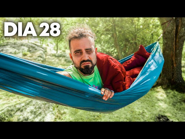 I survived 30 DAYS sleeping in a HAMMOCK