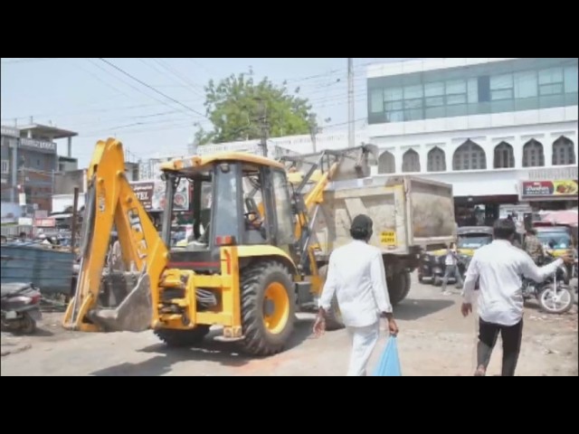PREPARATIONS FOR URS SHAREEF ARE IN FULL SWING IN GULBARGA—ENCROACHMENTS CLEARED NEAR THE DARGAH,