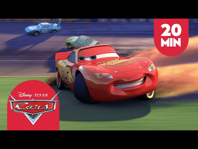 ¡Las Carreras Más Emocionantes del Rayo McQueen! | Cars