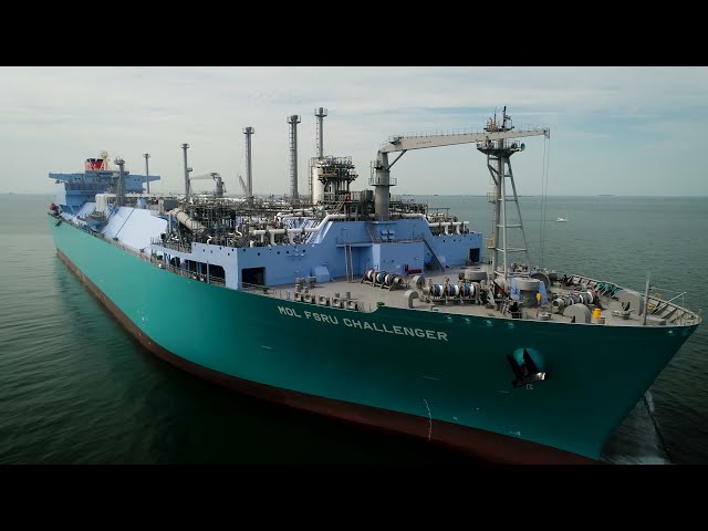 The world's biggest FSRU "MOL FSRU CHALLENGER" at Singapore