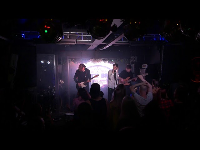 Old Yellow Bricks - Arctic Monkeys cover (Jam Tribute NN)