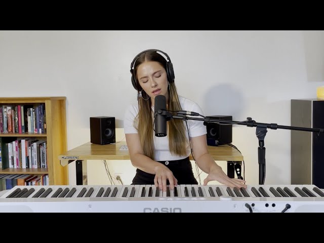 Kelly Clarkson - Beautiful Disaster (Cover by Kiesa Keller)