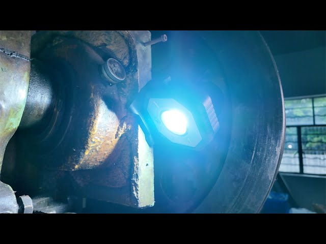CARELITE Work Light with 4 Modes 1500LM Portable Magnetic Mechanic Spotlight and COB Floodlight