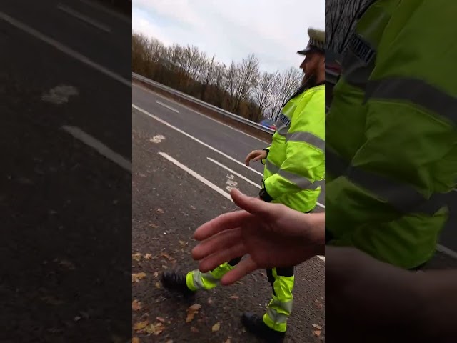 how the police bully their victims 😢 😳