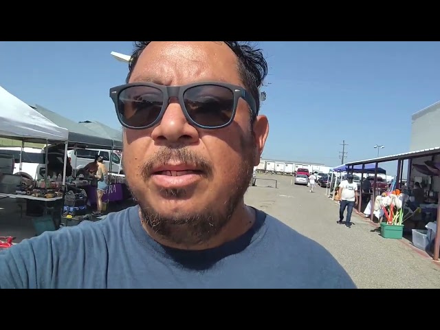 Conociendo la pulga de Old Paris Flea Markets Oklahoma City 