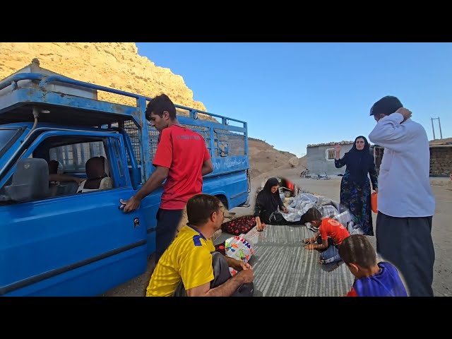 When Muhammad and Khadija argue, the result is always spectacular! A day full of nomads