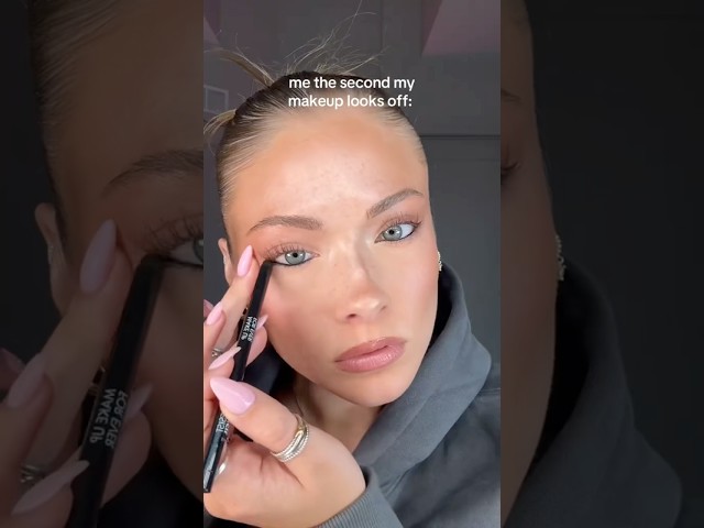 black liner always hits on blue eyes 💅🏼💆🏼‍♀️✨💗 #makeupinspo #makeuplover #trending