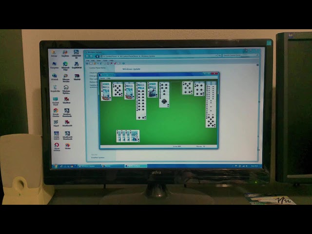 Tinkering A 2007 HP Laptop On Thursday Part 1 - LIVE Tinkering With Old Computers