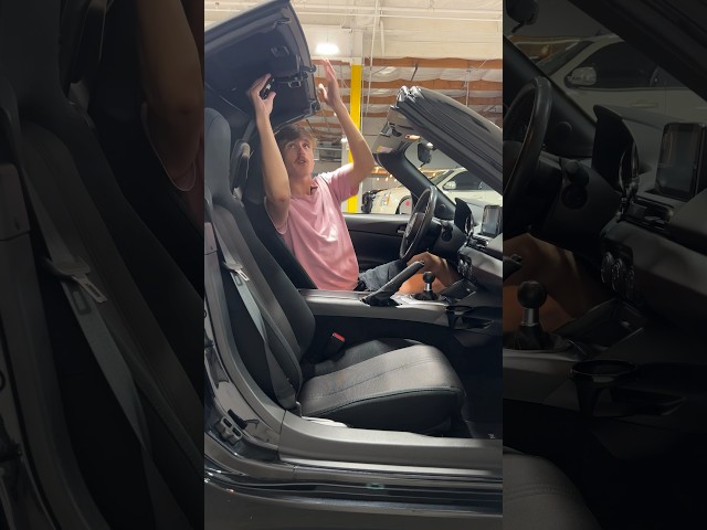 Here’s How To Put The Top Up In The Mazda Miata…#mazda #miata #6speed #sports #cars #fast