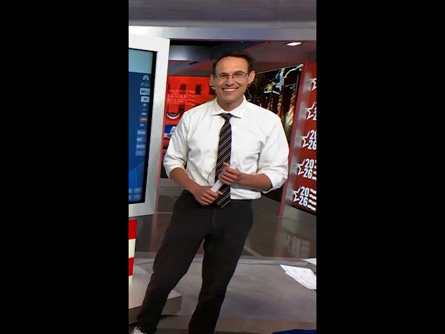 Kornacki tackles water spill during live election coverage