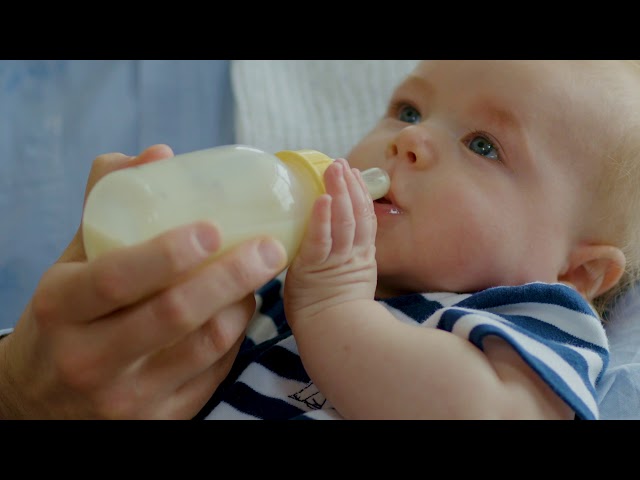 How to Bottle-Feed Your Baby