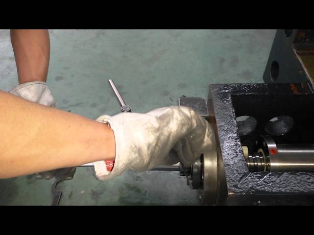 Ballscrew install precision adjust method