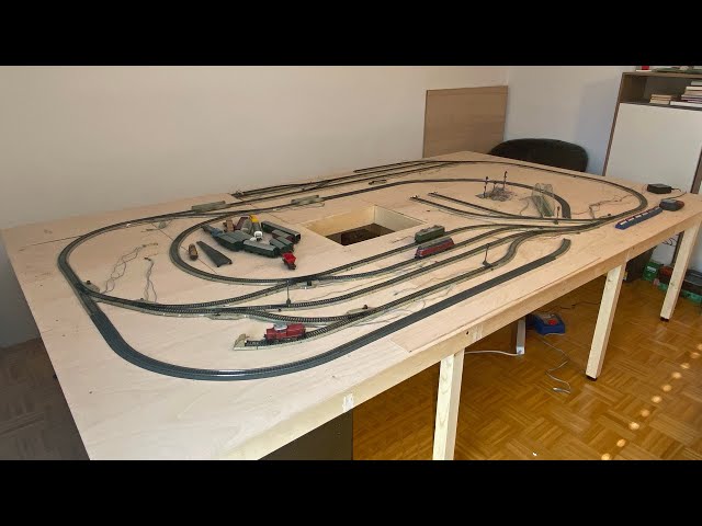 Construction of the Model Train Layout Märklin H0