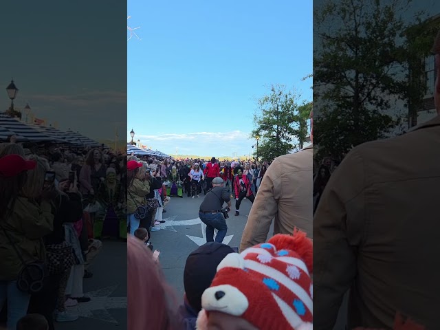 Michael Jackson's "Thriller" Flash Mob in Alexandria VA