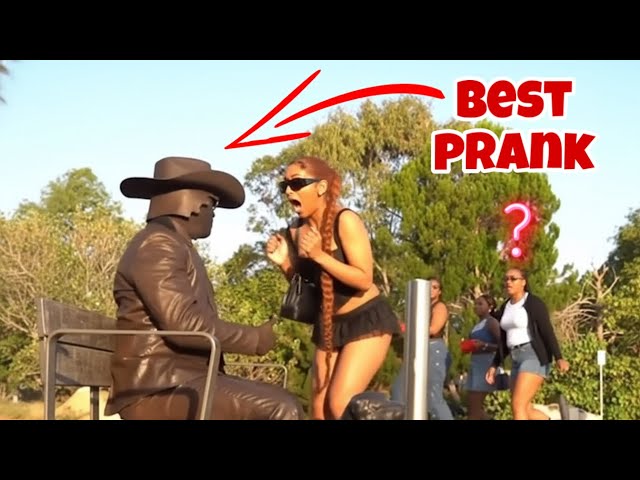 Top 10 / Prank Statue, It's really funny, hahaha.