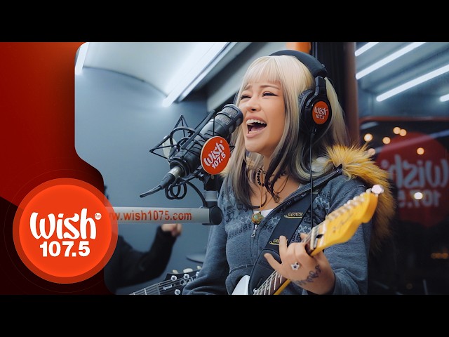 Janine Berdin performs "ANTOXIC" LIVE on Wish 107.5 Bus