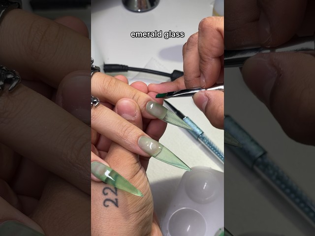 #TB to this Gilded Emerald Set 🐲✨ #goldtipnail #goldfrench #glassnails #nailprocess #vbp #longnails