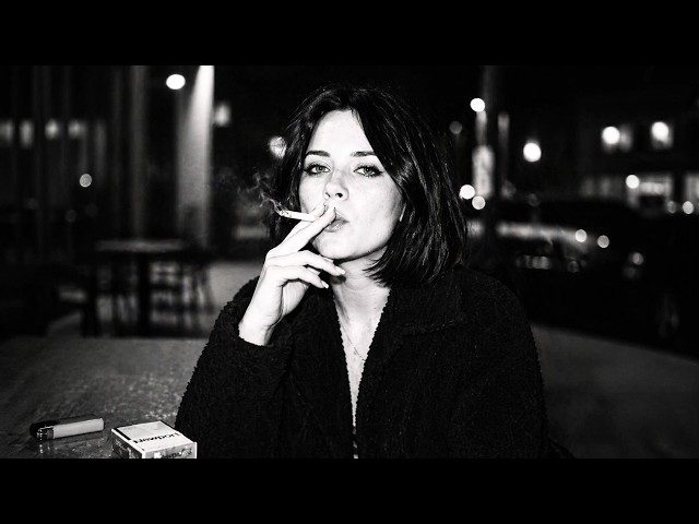 Anne Bloom - Shift // Darkwave