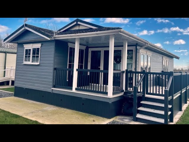 Stunning 2 Bedroom 40 x 20 Foot Lodge Reduced by £8,000!