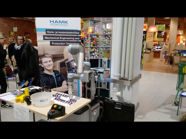 Candy picking demonstration