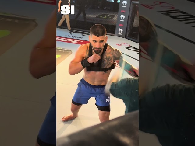 Ilia Topuria's Open Workout was INTENSE! 🤯🥊 | Sports Illustrated