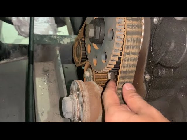 Deutz Engine 2011 Timing Belt Replacement