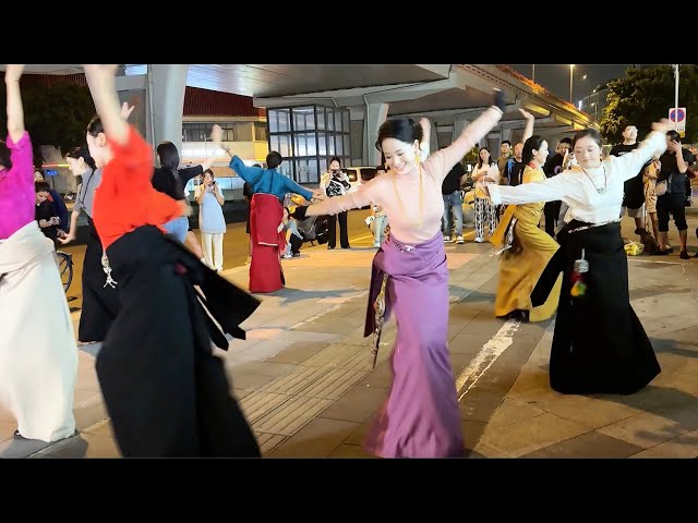 Beautiful Tibetan  dance " Luojiabazhuo"